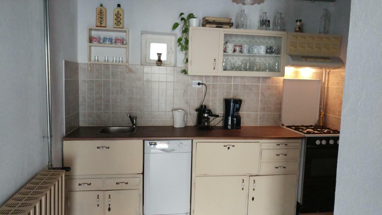 Gyöngyös Oncsa Vendeghaz酒店 外观 照片